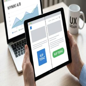 Test A/B przycisków "KUP TERAZ" na tablecie, laptop z wynikami analizy.
